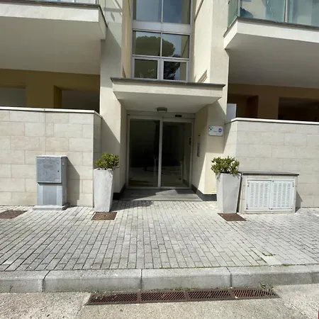 Casa Adele דירה *